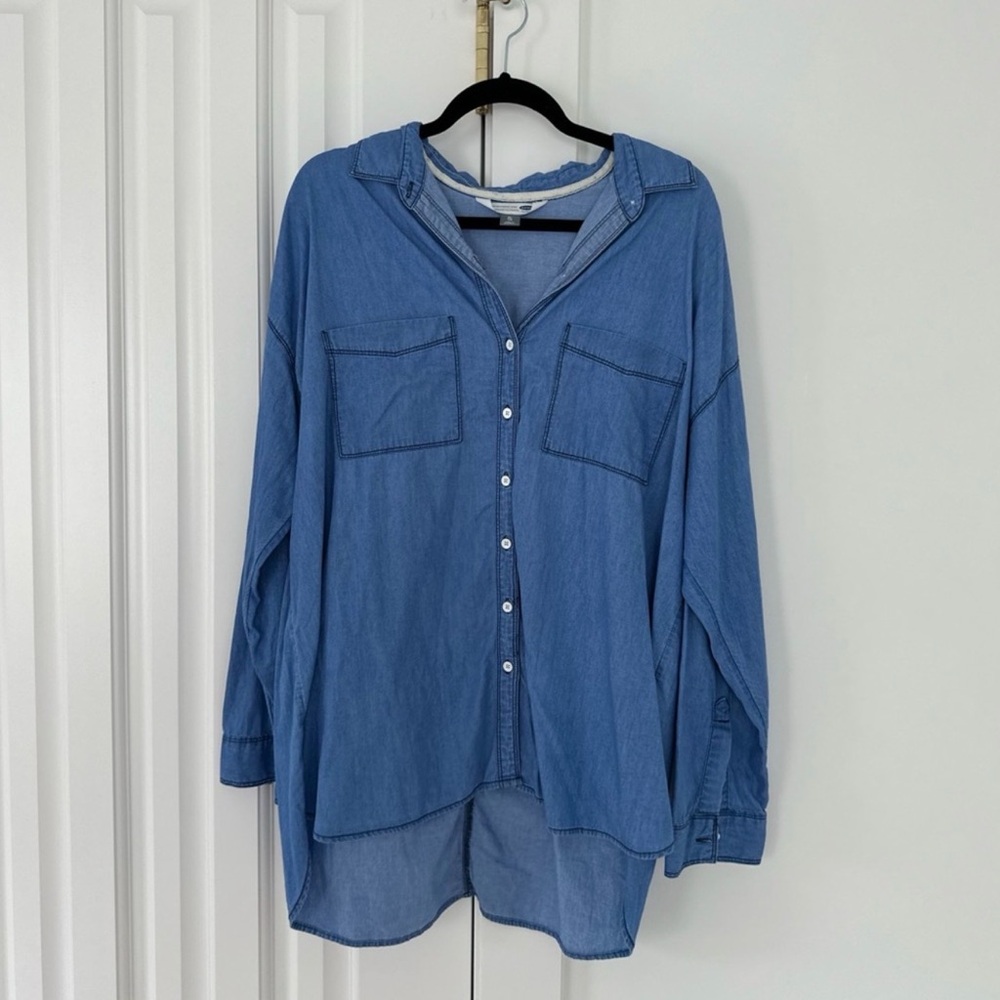 Old Navy Boyfriend Denim Shirt